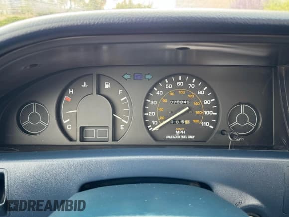 ✅ 1992 Toyota Corolla • VIN: 1NXAE94A5NZ373432 • Lot: 81518535. Wystawiony na Copart z przebiegiem 78 845 mil. Bezpłatny archiwum sprzedaży aukcyjnych z USA i szczegółowy raport historii pojazdu na DreamBid. Zdjęcie 8.