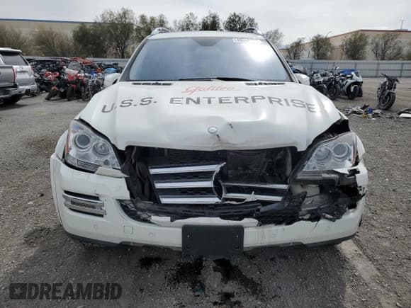 ✅ 2010 Mercedes-Benz GL 550 • VIN: 4JGBF8GE0AA604341 • Lot: 49358205. Wystawiony na Copart z przebiegiem 116 717 mil. Bezpłatny archiwum sprzedaży aukcyjnych z USA i szczegółowy raport historii pojazdu na DreamBid. Zdjęcie 5.