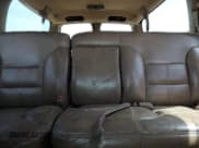 ✅ 1995 GMC Suburban • VIN: 1GKGK26N2SJ718366 • Lot: 68779975. Listed on Copart with 236,541 mi. Free auction sales archive from the USA and detailed vehicle history report at DreamBid. Image 10.