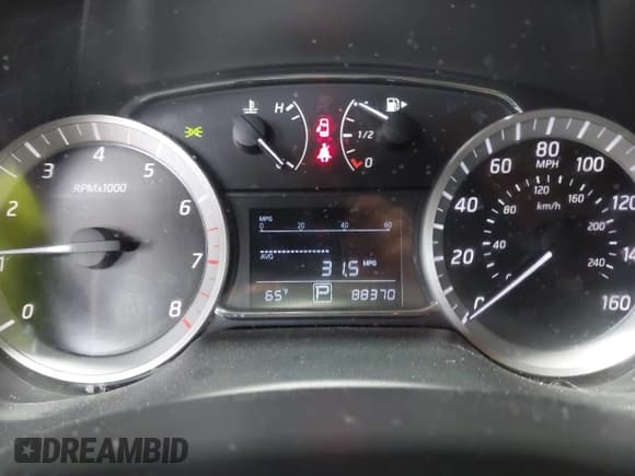 ✅ 2015 Nissan Sentra SV • VIN: 3N1AB7AP1FL688270 • Lot: 43102582. Wystawiony na IAAI z przebiegiem 88 370 mil. Bezpłatny archiwum sprzedaży aukcyjnych z USA i szczegółowy raport historii pojazdu na DreamBid. Zdjęcie 7.