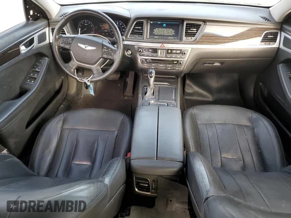 ✅ 2016 Hyundai Genesis 3.8L • VIN: KMHGN4JEXGU130755 • Lot: 85844954. Wystawiony na Copart z przebiegiem 124 887 mil. Bezpłatny archiwum sprzedaży aukcyjnych z USA i szczegółowy raport historii pojazdu na DreamBid. Zdjęcie 8.