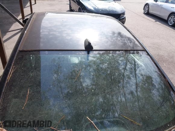 ✅ 2015 Hyundai Elantra Sport • VIN: KMHDH4AH7FU233201 • Lot: 41528040. Listed on IAAI with 185,730 mi. Free auction sales archive from the USA and detailed vehicle history report at DreamBid. Image 16.