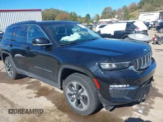 ✅ 2022 Jeep Grand Cherokee • VIN: 1C4RJYB66N8757188 • Lot: 43411033. Listed on IAAI with 27,381 mi. Free auction sales archive from the USA and detailed vehicle history report at DreamBid. Image 1.