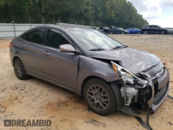 ✅ 2015 Hyundai Accent GLS • VIN: KMHCT4AE1FU913806 • Лот: 72685384. Опубликован ранее на Copart с пробегом 100 968 миль. Бесплатный доступ к архиву аукционных продаж из США и подробный отчёт об истории автомобиля на DreamBid. Изображение 4.