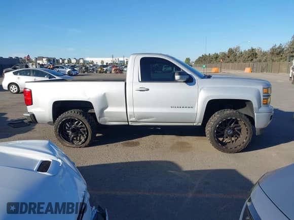 2014 Chevrolet Silverado 1500 LT с VIN 1GCNCREC3EZ151535, выставлен на аукционе IAAI как лот 40847098 с пробегом Не указан миль и . История ставок и продаж доступна на DreamBid. Изображение 14.