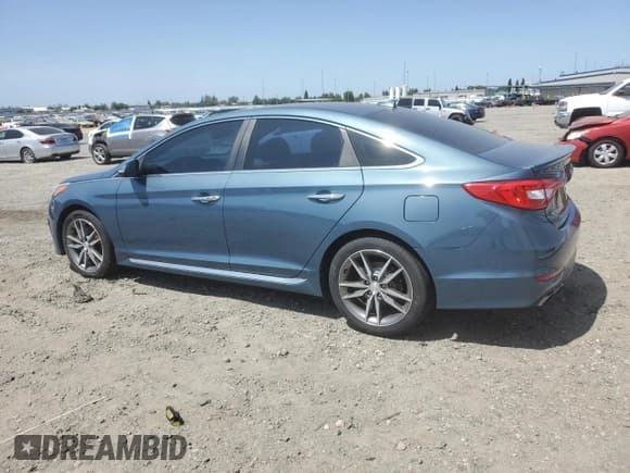 ✅ 2015 Hyundai Sonata Sport • VIN: 5NPE34AB4FH041375 • Lot: 60552885. Wystawiony na Copart z przebiegiem 174 794 mil. Bezpłatny archiwum sprzedaży aukcyjnych z USA i szczegółowy raport historii pojazdu na DreamBid. Zdjęcie 2.