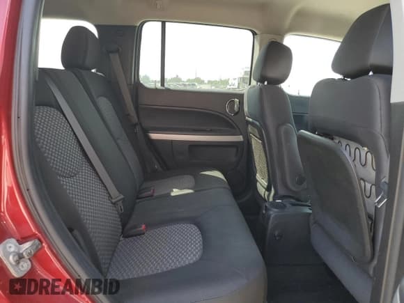 ✅ 2010 Chevrolet HHR LS • VIN: 3GNBAADB3AS644262 • Lot: 47842285. Listed on Copart with 215,370 mi. Free auction sales archive from the USA and detailed vehicle history report at DreamBid. Image 11.