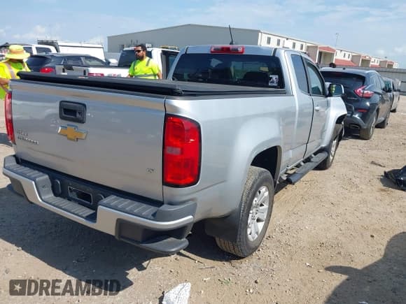 ✅ 2018 Chevrolet Colorado 2WD LT • VIN: 1GCHSCEA7J1104335 • Lot: 42901833. Listed on IAAI with 63,565 mi. Free auction sales archive from the USA and detailed vehicle history report at DreamBid. Image 4.