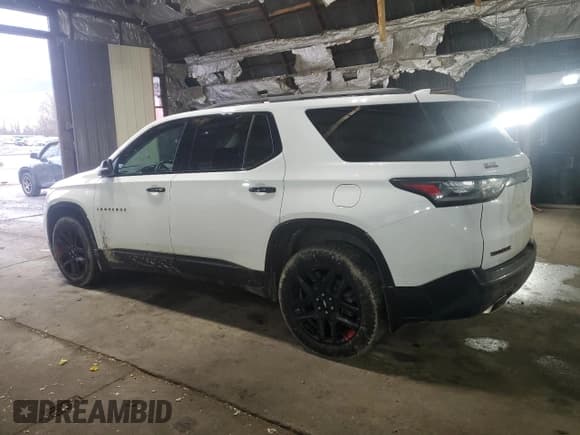 ✅ 2021 Chevrolet Traverse Premier • VIN: 1GNEVKKW3MJ267628 • Lot: 92279105. Wystawiony na Copart z przebiegiem 73 540 mil. Bezpłatny archiwum sprzedaży aukcyjnych z USA i szczegółowy raport historii pojazdu na DreamBid. Zdjęcie 2.