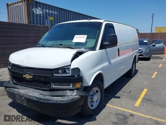✅ 2018 Chevrolet Express Cargo • VIN: 1GCWGAFP9J1247366 • Lot: 42543690. Listed on IAAI with 100,581 mi. Free auction sales archive from the USA and detailed vehicle history report at DreamBid. Image 2.