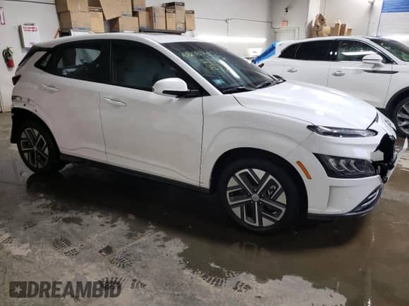 2022 Hyundai Kona Limited с VIN KM8K53AG4NU147442, выставлен на аукционе Copart как лот 42278803 с пробегом 5 071 миль миль и . История ставок и продаж доступна на DreamBid. Изображение 4.