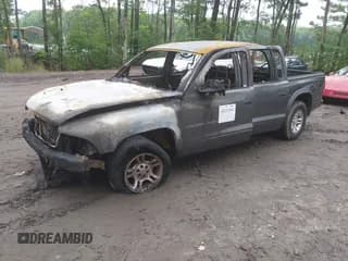✅ 2002 Dodge Dakota Sport • VIN: 1B7HL38X92S564699 • Lot: 42221264. Wystawiony na IAAI z przebiegiem Nie podano. Bezpłatny archiwum sprzedaży aukcyjnych z USA i szczegółowy raport historii pojazdu na DreamBid. Zdjęcie 2.