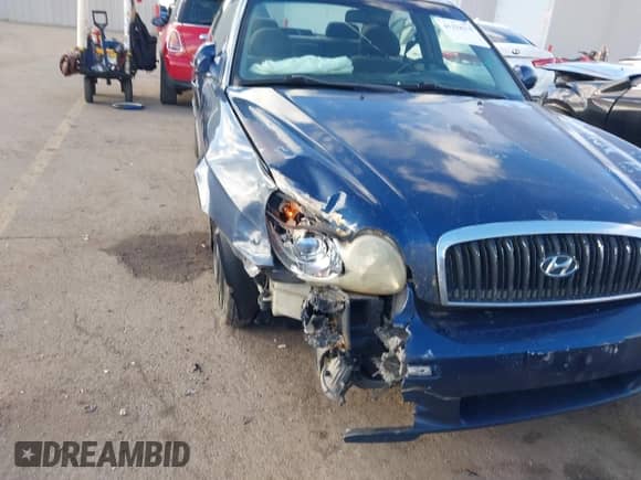 2004 Hyundai Sonata GLS z VIN KMHWF35H04A942974, wystawiony jako IAAI lot #41218153 z przebiegiem 247 513 mil mil oraz . Historia ofert i sprzedaży dostępna na DreamBid. Obrazek 6.