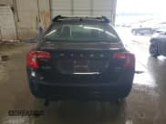 ✅ 2011 Volvo S60 • VIN: YV1902FH1B2003586 • Lot: 81671865. Wystawiony na Copart z przebiegiem 239 758 mil. Bezpłatny archiwum sprzedaży aukcyjnych z USA i szczegółowy raport historii pojazdu na DreamBid. Zdjęcie 6.