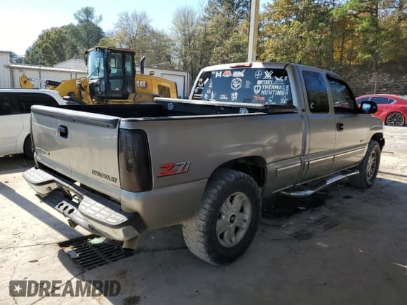 ✅ 2000 Chevrolet Silverado 1500 LT • VIN: 1GCEK19T3YE136835 • Lot: 90378475. Listed on Copart with 336,763 mi. Free auction sales archive from the USA and detailed vehicle history report at DreamBid. Image 3.