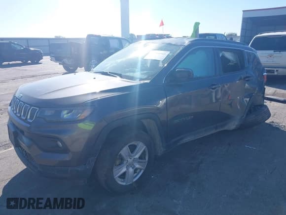 ✅ 2022 Jeep Compass Latitude • VIN: 3C4NJDBBXNT150894 • Lot: 43316566. Listed on IAAI with Not provided. Free auction sales archive from the USA and detailed vehicle history report at DreamBid. Image 2.
