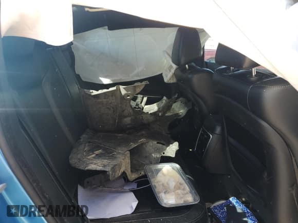 ✅ 2015 Dodge Charger RT • VIN: 2C3CDXCT2FH841049 • Lot: 86120715. Listed on Copart with 76,323 mi. Free auction sales archive from the USA and detailed vehicle history report at DreamBid. Image 10.