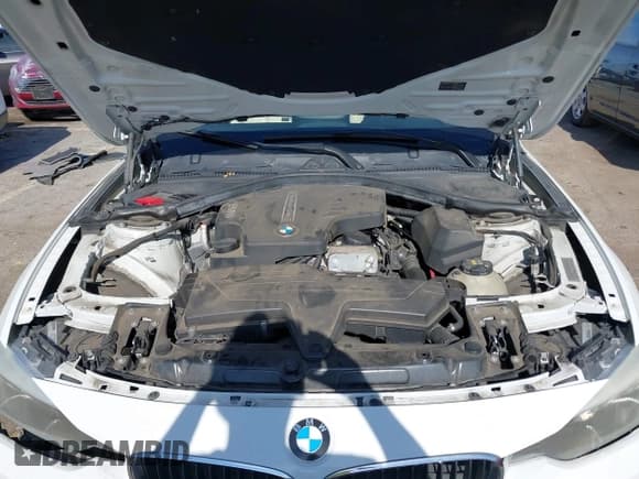 ✅ 2014 BMW 3 Series 328i • VIN: WBA3C1C58EK117139 • Lot: 43775066. Listed on IAAI with 94,992 mi. Free auction sales archive from the USA and detailed vehicle history report at DreamBid. Image 10.