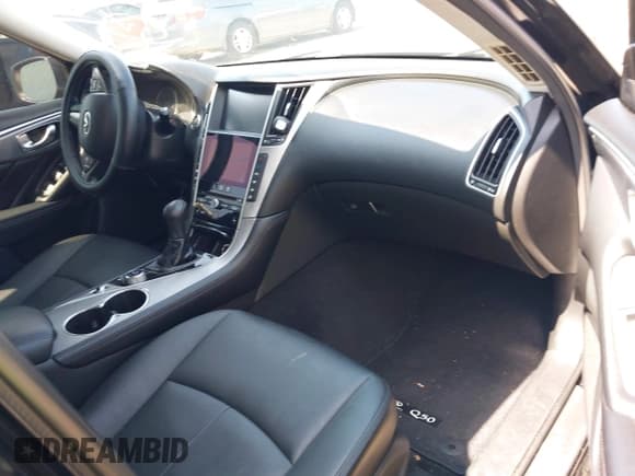 ✅ 2016 Infiniti Q50 Premium • VIN: JN1EV7AR1GM342401 • Лот: 42731634. Опубликован ранее на IAAI с пробегом 128 327 миль. Бесплатный доступ к архиву аукционных продаж из США и подробный отчёт об истории автомобиля на DreamBid. Изображение 5.