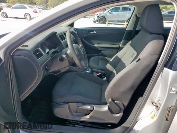 ✅ 2013 Volkswagen Jetta • VIN: 3VW2K7AJXDM296437 • Lot: 93738215. Listed on Copart with 124,866 mi. Free auction sales archive from the USA and detailed vehicle history report at DreamBid. Image 7.