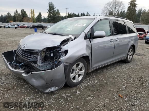 ✅ 2013 Toyota Sienna LE AAS • VIN: 5TDKK3DC0DS295953 • Lot: 92261955. Wystawiony na Copart z przebiegiem 174 248 mil. Bezpłatny archiwum sprzedaży aukcyjnych z USA i szczegółowy raport historii pojazdu na DreamBid. Zdjęcie 1.