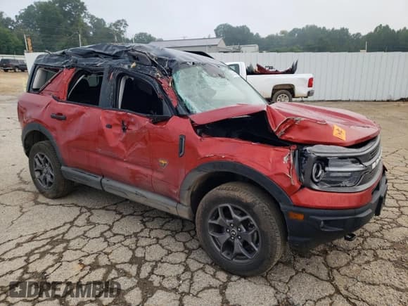 ✅ 2022 Ford Bronco Sport Badlands • VIN: 3FMCR9D98NRD72799 • Lot: 67184375. Listed on Copart with 53,802 mi. Free auction sales archive from the USA and detailed vehicle history report at DreamBid. Image 4.