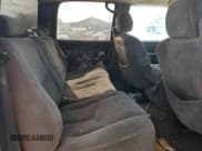 ✅ 2004 Chevrolet Silverado 1500 LS • VIN: 2GCEK13T941406722 • Lot: 59933435. Wystawiony na Copart z przebiegiem 328 796 mil. Bezpłatny archiwum sprzedaży aukcyjnych z USA i szczegółowy raport historii pojazdu na DreamBid. Zdjęcie 10.