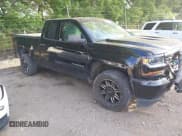 ✅ 2018 Chevrolet Silverado 1500 Custom • VIN: 1GCRCPEH9JZ222037 • Lot: 42279345. Wystawiony na IAAI z przebiegiem 81 742 mil. Bezpłatny archiwum sprzedaży aukcyjnych z USA i szczegółowy raport historii pojazdu na DreamBid. Zdjęcie 1.