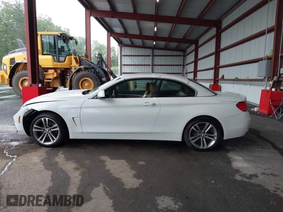 ✅ 2017 BMW 4 Series 430i xDrive • VIN: WBA4U9C30H5H64364 • Lot: 42502753. Listed on IAAI with 100,988 mi. Free auction sales archive from the USA and detailed vehicle history report at DreamBid. Image 14.