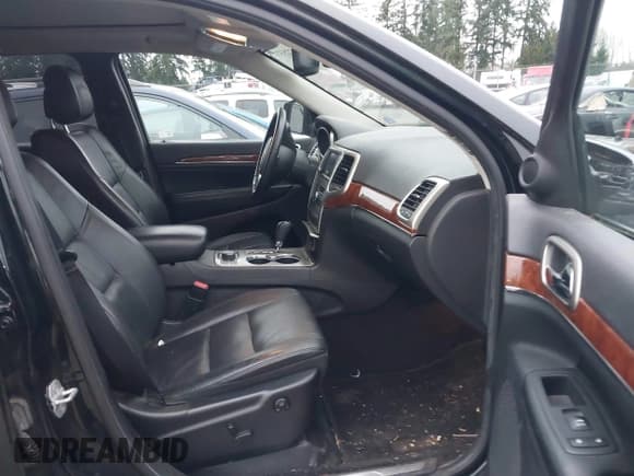 ✅ 2013 Jeep Grand Cherokee Limited • VIN: 1C4RJFBG1DC638568 • Lot: 43725371. Listed on IAAI with 142,436 mi. Free auction sales archive from the USA and detailed vehicle history report at DreamBid. Image 5.