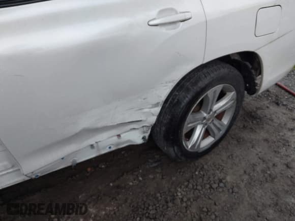 ✅ 2008 Toyota Highlander Sport • VIN: JTEDS43A882027045 • Lot: 43856807. Listed on IAAI with 137,022 mi. Free auction sales archive from the USA and detailed vehicle history report at DreamBid. Image 6.