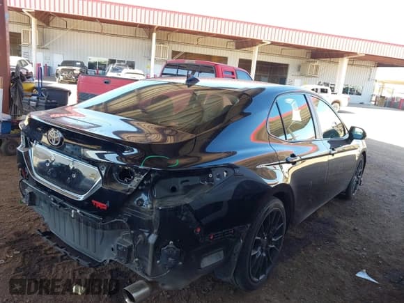 ✅ 2022 Toyota Camry TRD • VIN: 4T1KZ1AK1NU062362 • Lot: 43494109. Listed on IAAI with 62,346 mi. Free auction sales archive from the USA and detailed vehicle history report at DreamBid. Image 21.