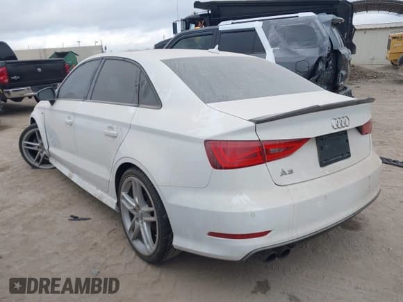 ✅ 2016 Audi A3 Premium • VIN: WAUA7GFF0G1028354 • Lot: 43697902. Listed on IAAI with 140,553 mi. Free auction sales archive from the USA and detailed vehicle history report at DreamBid. Image 3.