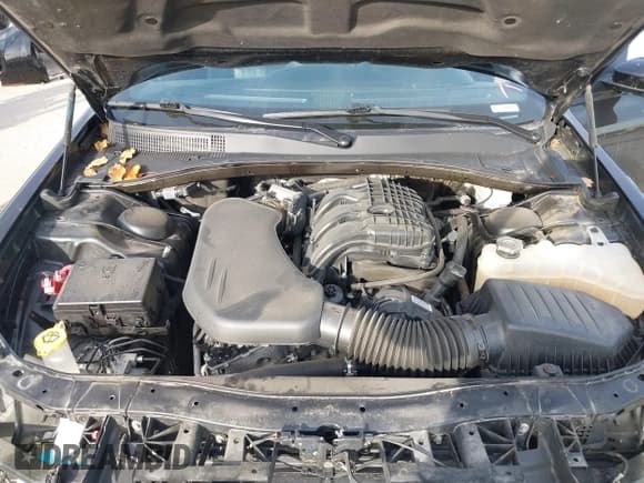 ✅ 2023 Chrysler 300 S • VIN: 2C3CCABG1PH616692 • Lot: 43332604. Listed on IAAI with 69,805 mi. Free auction sales archive from the USA and detailed vehicle history report at DreamBid. Image 10.