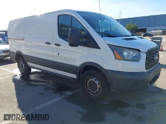 ✅ 2016 Ford Transit Cargo • VIN: 1FTYR1YM3GKA01650 • Лот: 41242238. Опубликован ранее на IAAI с пробегом 145 073 миль. Бесплатный доступ к архиву аукционных продаж из США и подробный отчёт об истории автомобиля на DreamBid. Изображение 1.