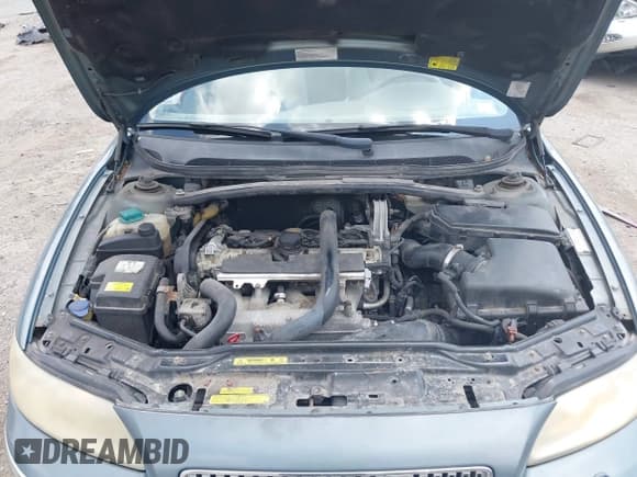 ✅ 2005 Volvo V70 • VIN: YV1SW592452478971 • Лот: 42740018. Опубликован ранее на IAAI с пробегом 192 061 миль. Бесплатный доступ к архиву аукционных продаж из США и подробный отчёт об истории автомобиля на DreamBid. Изображение 10.