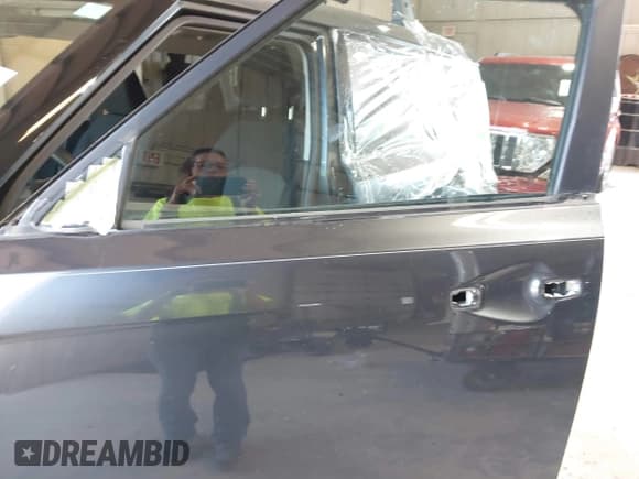 ✅ 2020 Kia Soul S • VIN: KNDJ23AU0L7083796 • Lot: 42543934. Listed on IAAI with 56,103 mi. Free auction sales archive from the USA and detailed vehicle history report at DreamBid. Image 6.