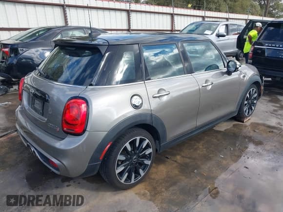 ✅ 2018 MINI Hardtop 4 Door Cooper S • VIN: WMWXU3C59J2F49827 • Lot: 43480843. Listed on IAAI with 69,237 mi. Free auction sales archive from the USA and detailed vehicle history report at DreamBid. Image 4.