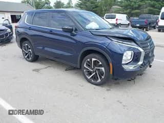 2022 Mitsubishi Outlander SE с VIN JA4J4UA83NZ039120, выставлен на аукционе IAAI как лот 42674541 с пробегом 48 430 миль миль и . История ставок и продаж доступна на DreamBid. Изображение 1.