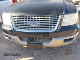 ✅ 2004 Ford Expedition Eddie Bauer • VIN: 1FMFU17LX4LB89986 • Lot: 43610372. Wystawiony na IAAI z przebiegiem 400 549 mil. Bezpłatny archiwum sprzedaży aukcyjnych z USA i szczegółowy raport historii pojazdu na DreamBid. Zdjęcie 6.