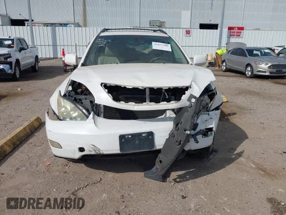 ✅ 2004 Lexus RX 330 • VIN: JTJGA31U840037458 • Lot: 43475386. Wystawiony na IAAI z przebiegiem 200 520 mil. Bezpłatny archiwum sprzedaży aukcyjnych z USA i szczegółowy raport historii pojazdu na DreamBid. Zdjęcie 13.