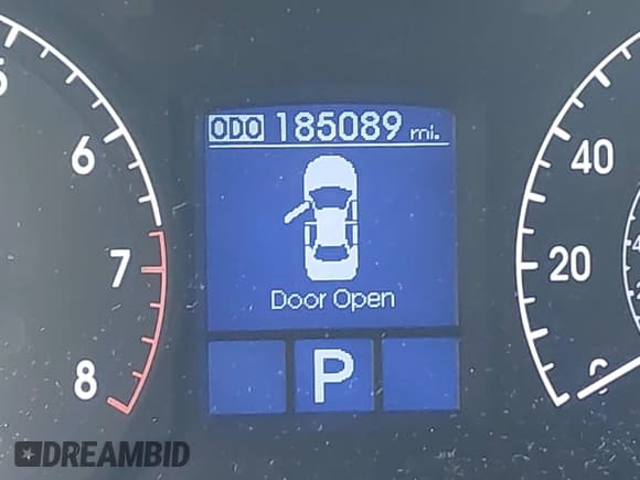 ✅ 2013 Hyundai Genesis 3.8L • VIN: KMHGC4DD7DU244152 • Lot: 43750491. Listed on IAAI with 185,089 mi. Free auction sales archive from the USA and detailed vehicle history report at DreamBid. Image 15.