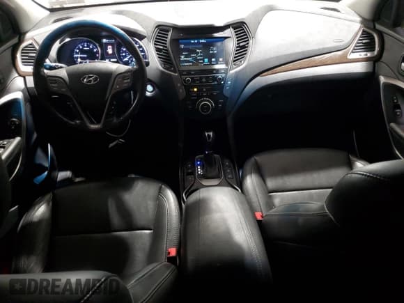 ✅ 2017 Hyundai Santa Fe Ultimate • VIN: 5XYZWDLA2HG408295 • Лот: 78078233. Опубликован ранее на Copart с пробегом 93 502 миль. Бесплатный доступ к архиву аукционных продаж из США и подробный отчёт об истории автомобиля на DreamBid. Изображение 8.