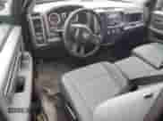 2017 Ram 1500 Tradesman z VIN 3C6JR6AT1HG745604, wystawiony jako Copart lot #42191005 z przebiegiem 34 249 mil mil oraz Szkoda całkowita • Salvage title. Historia ofert i sprzedaży dostępna na DreamBid. Obrazek 8.