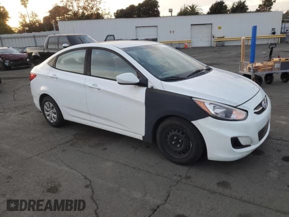 ✅ 2016 Hyundai Accent SE • VIN: KMHCT4AE6GU137402 • Лот: 81554094. Опубликован ранее на Copart с пробегом 100 775 миль. Бесплатный доступ к архиву аукционных продаж из США и подробный отчёт об истории автомобиля на DreamBid. Изображение 4.