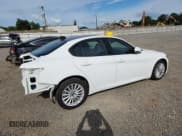 ✅ 2022 Alfa Romeo Giulia • VIN: ZARFANANXN7660310 • Lot: 64647515. Wystawiony na Copart z przebiegiem 19 833 mil. Bezpłatny archiwum sprzedaży aukcyjnych z USA i szczegółowy raport historii pojazdu na DreamBid. Zdjęcie 3.