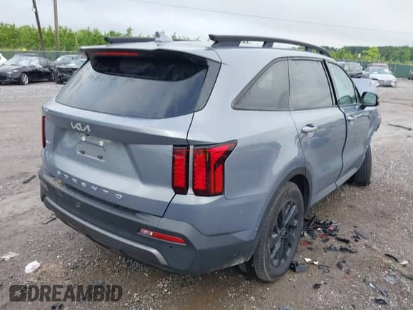 2022 Kia Sorento X-Line S z VIN 5XYRLDLC1NG085105, wystawiony jako IAAI lot #42375855 z przebiegiem 43 182 mil mil oraz . Historia ofert i sprzedaży dostępna na DreamBid. Obrazek 4.