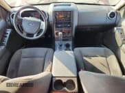 ✅ 2010 Ford Explorer XLT • VIN: 1FMEU7DEXAUA97027 • Lot: 93079405. Wystawiony na Copart z przebiegiem 99 108 mil. Bezpłatny archiwum sprzedaży aukcyjnych z USA i szczegółowy raport historii pojazdu na DreamBid. Zdjęcie 8.