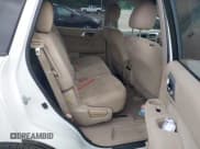 ✅ 2015 Nissan Pathfinder SL • VIN: 5N1AR2MM5FC705429 • Lot: 42678231. Wystawiony na IAAI z przebiegiem 162 526 mil. Bezpłatny archiwum sprzedaży aukcyjnych z USA i szczegółowy raport historii pojazdu na DreamBid. Zdjęcie 8.