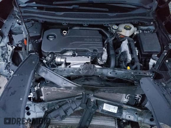 ✅ 2018 Chevrolet Cruze LT • VIN: 1G1BE5SM0J7201390 • Lot: 68055412. Listed on Copart with 62,215 mi. Free auction sales archive from the USA and detailed vehicle history report at DreamBid. Image 11.